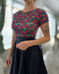 Pin-up CERISE